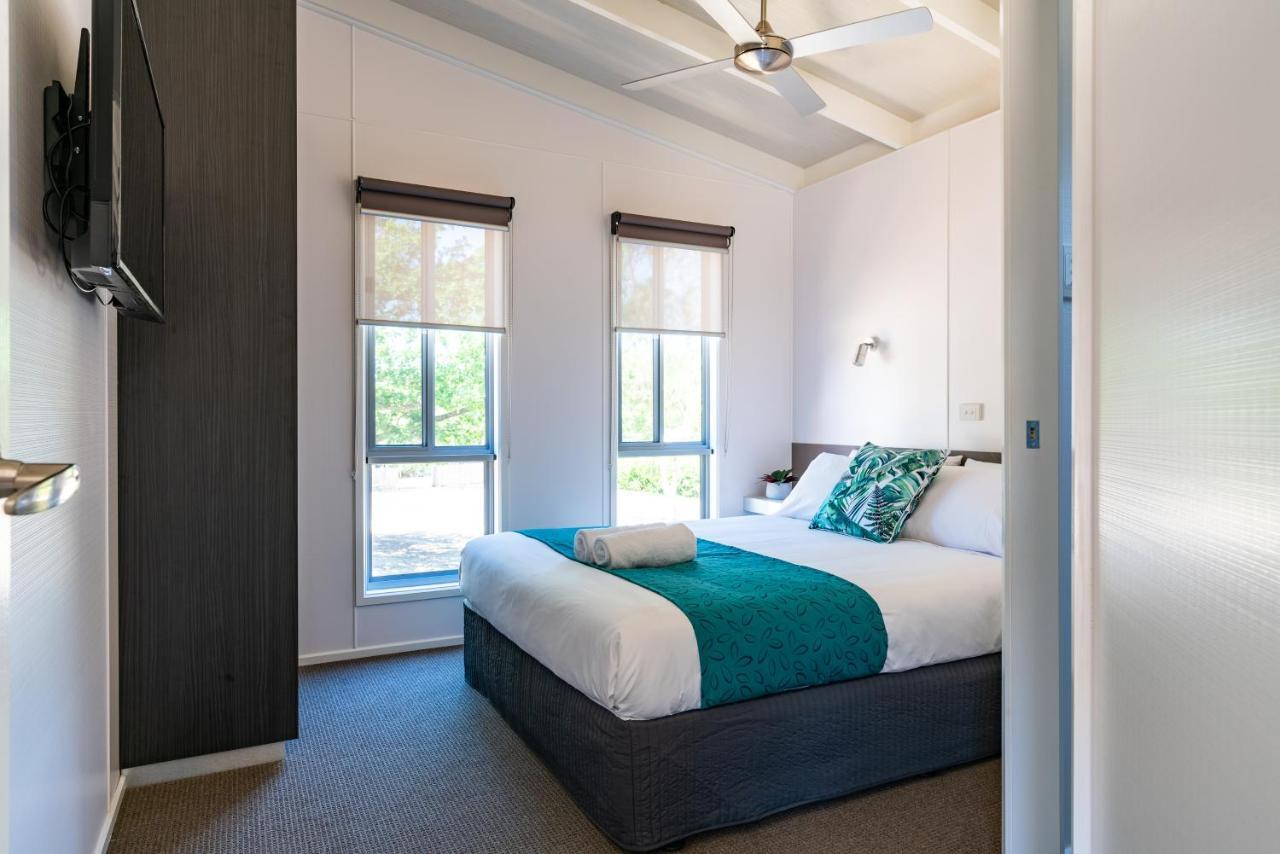 Big4 Castlemaine Gardens Hotel Bagian luar foto
